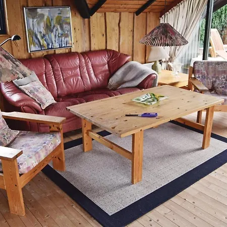 Three-bedroom Holiday In Tranekar Vakantiehuis *