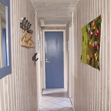 Three-bedroom Holiday In Tranekar