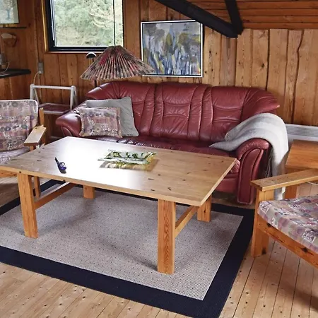 Three-bedroom Holiday In Tranekar Vakantiehuis *